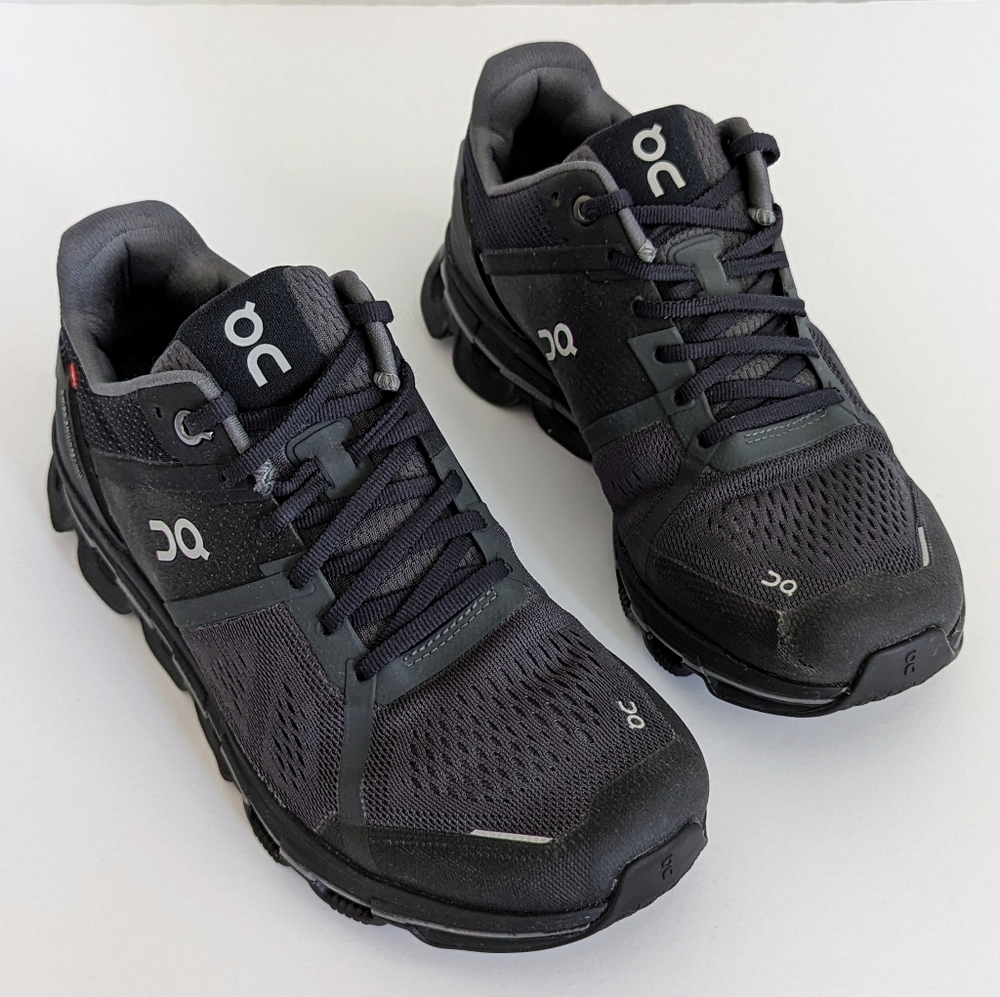 On Running Cloudace Running Shoes - Picture 4 of 13